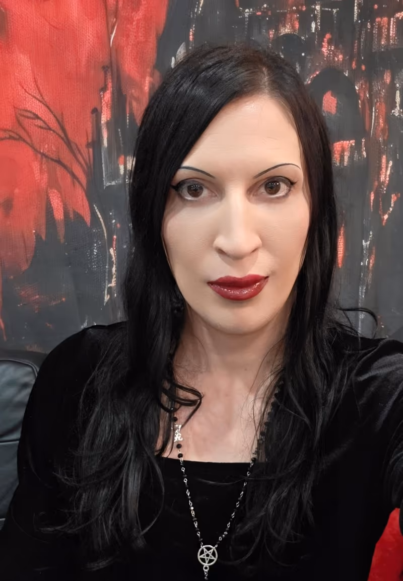 Countess Lilith LaVey professional dominatrix portrait